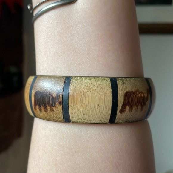 Bronze bangle with wooden elephant inlay 🐘 - Picture 7 of 8